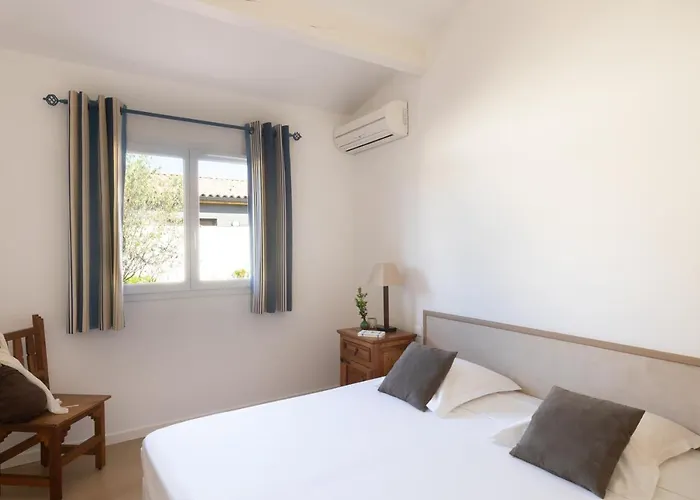 Hébergement de vacances Résidence Marina Rossa Porto-Vecchio (Corsica)